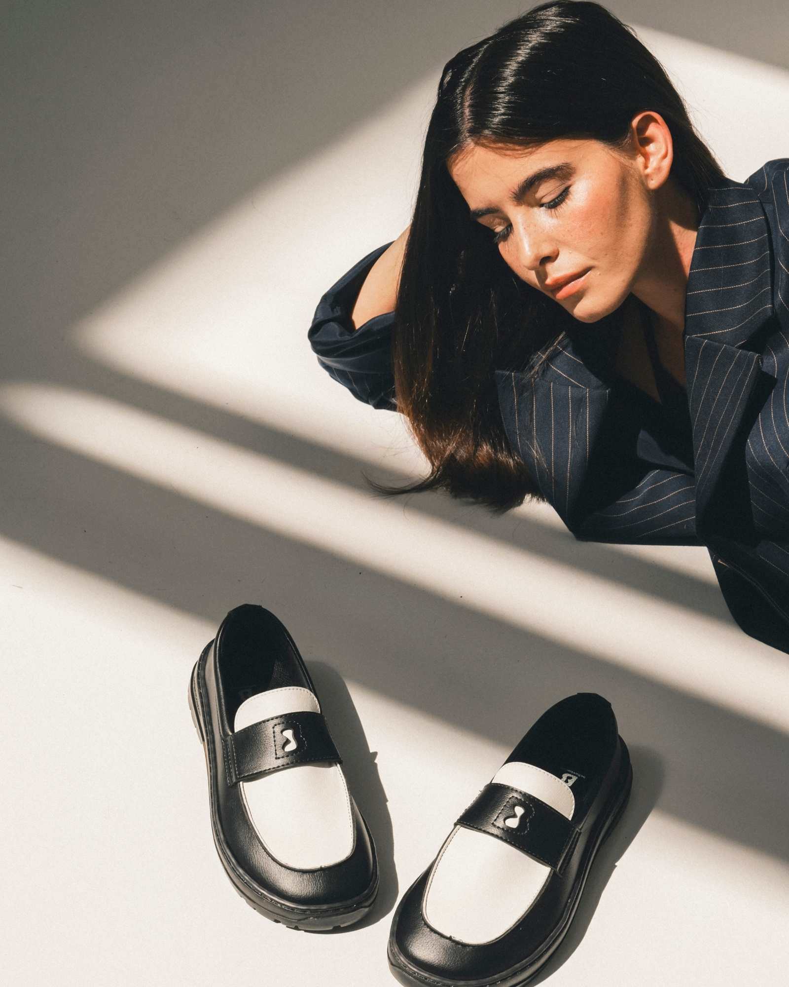 Black and White Barefoot Loafer - Glow